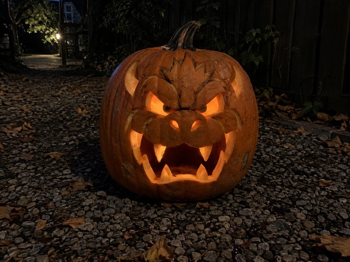 Bowser Jack-O-Lantern Pumpkin Carving at Medium Difficulty