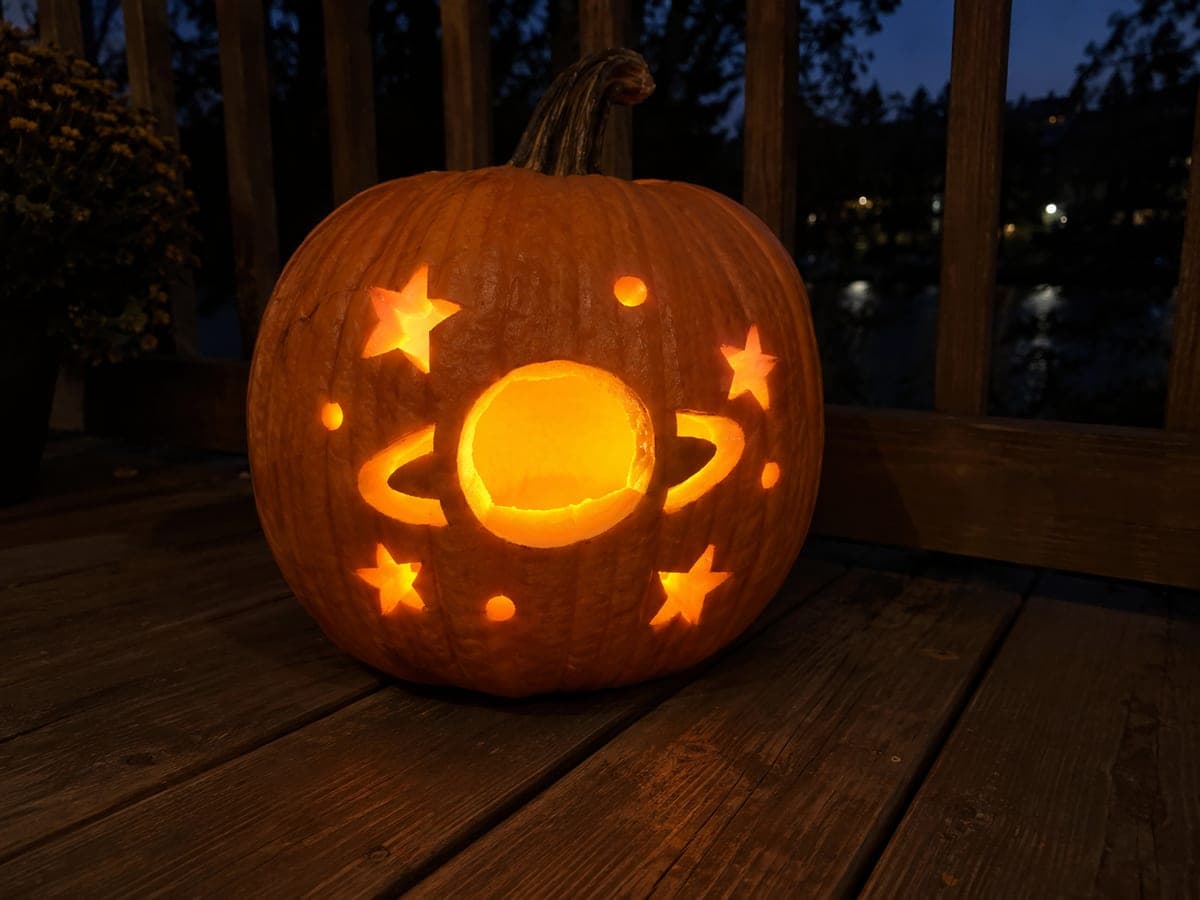Ringed Planet and Stars Pumpkin Carving for Tweens