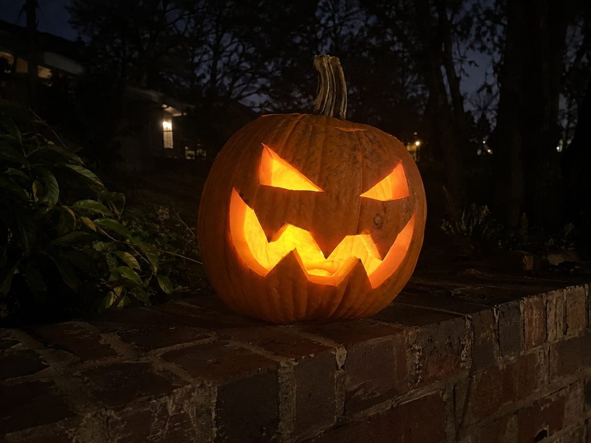 Scary Easy Pumpkin Carving With a Glowing Horror Face