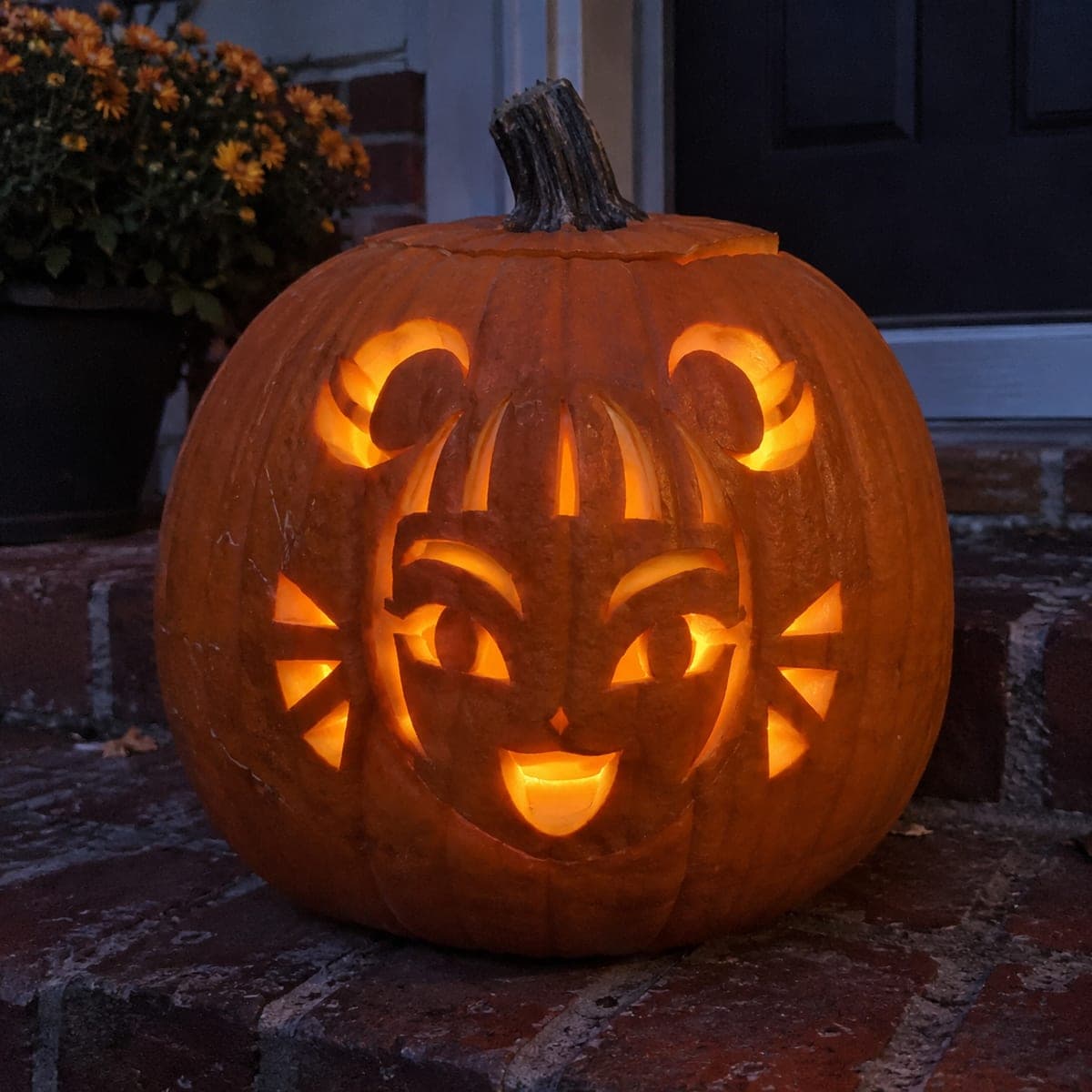 Zoey KPop Pumpkin With Bang and Bun Openings