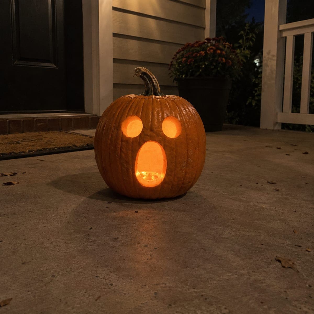 Easy Surprised Face Jack-O-Lantern